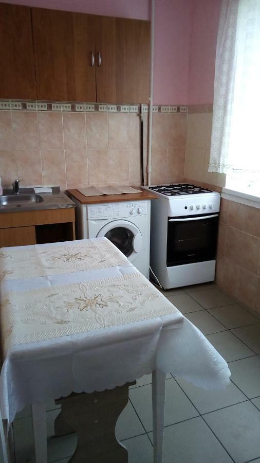 Квартира Рядом Севастопольская Площадь,Добробут,Жуляны Kiev Extérieur photo